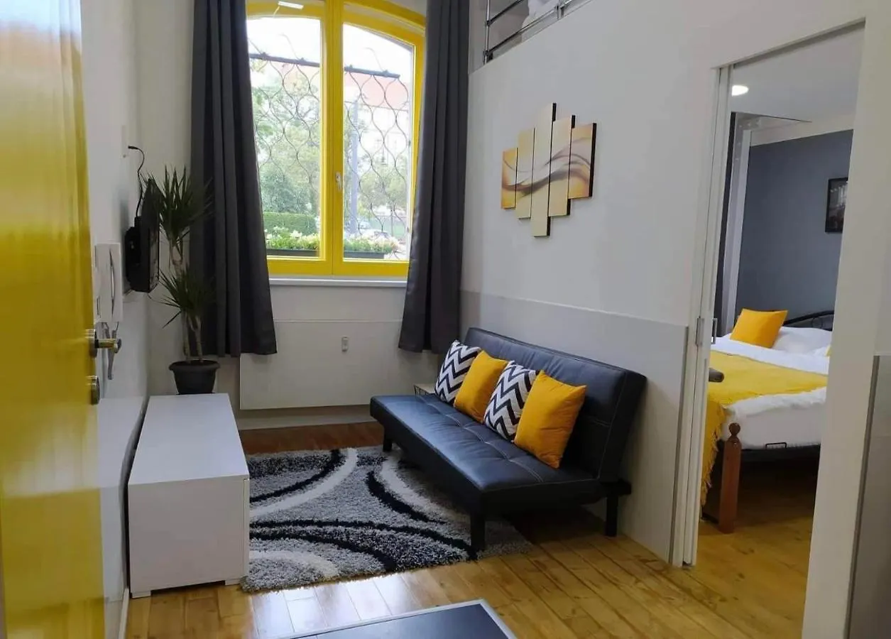 LYLY APARTMENT - Parkování Zdarma - U centra Praha